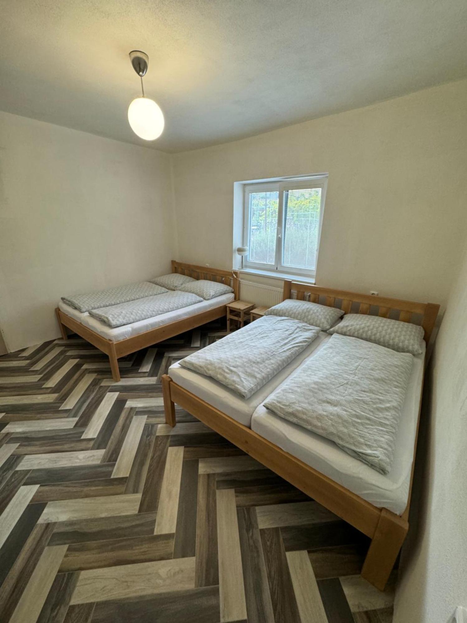 Mikulovska Chalupa Se Sklepem Extérieur photo